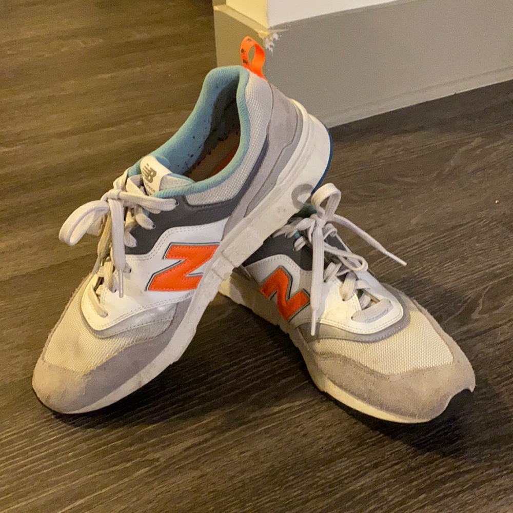 NEW BALANCE MENS SNEAKERS